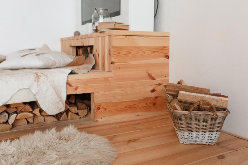 wie man die Holzart eines Möbelstücks erkennt