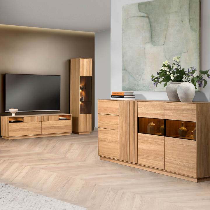 Honig-Eiche Vitrine JOIN 10, 40×40×195 cm | VESKOR