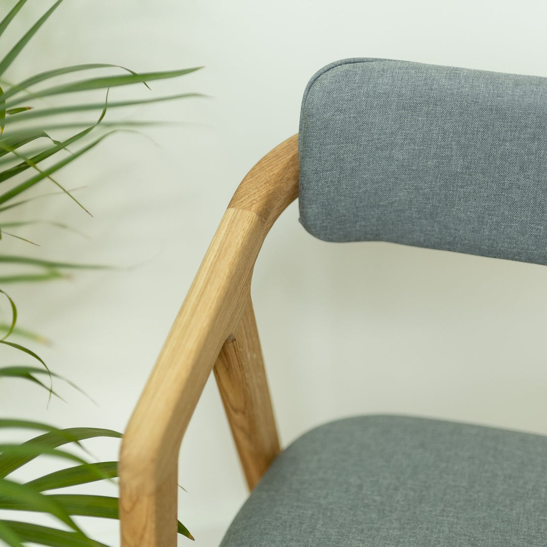 2er- oder 4er-Pack gepolsterte Esszimmerstühle Eiche massiv Soho | VESKOR