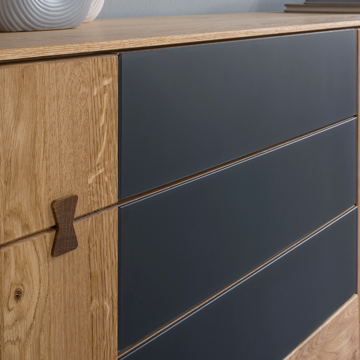 Eichenkommode MINURA 47, 195x85x40 cm | VESKOR