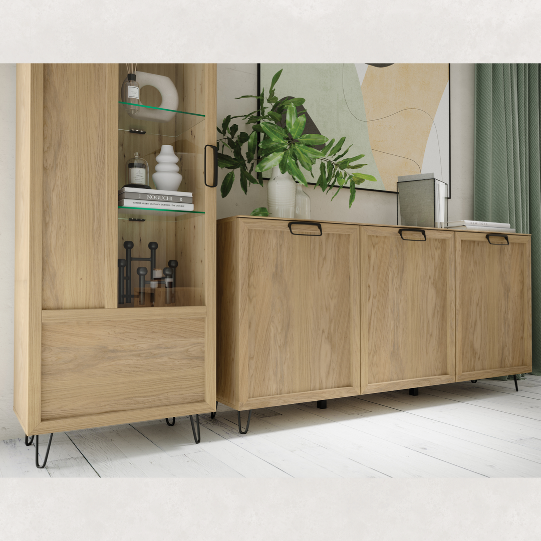 Eichenholz-Vitrine LIMBO 11, 65×42×200 cm | VESKOR