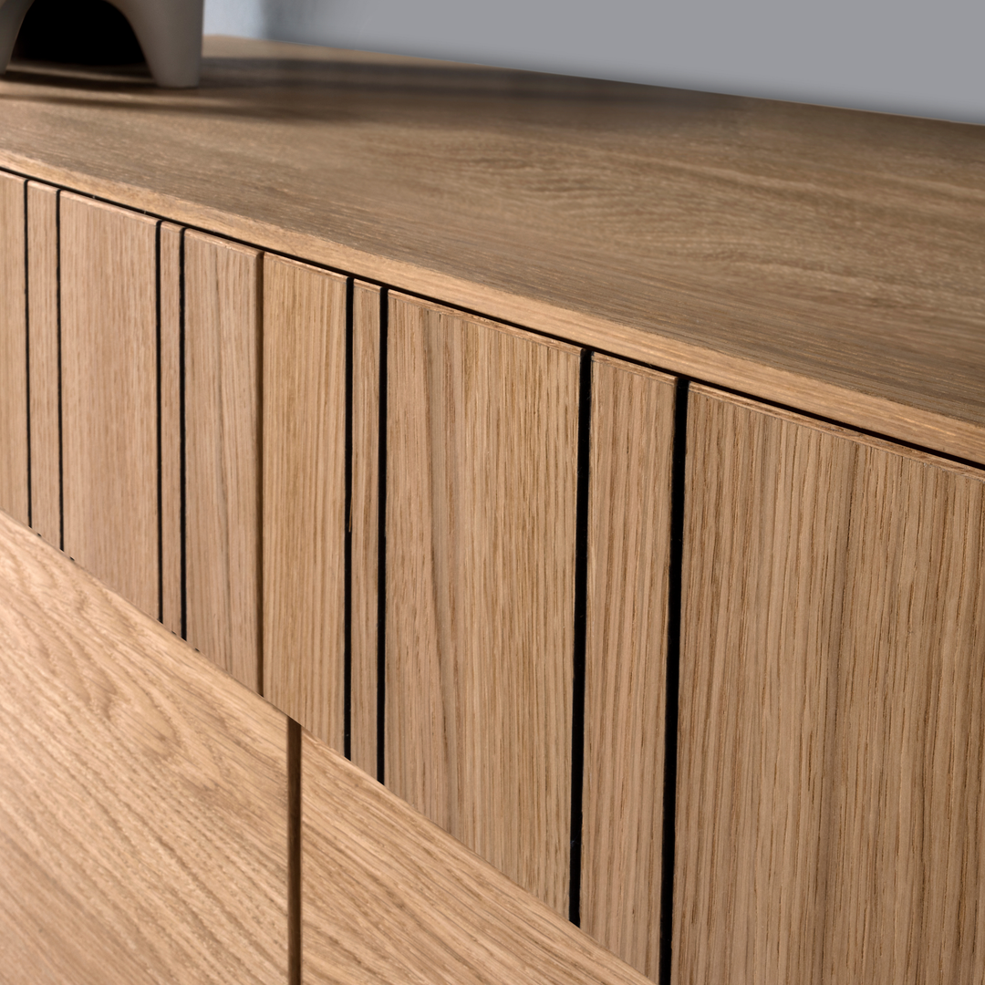 JOIN 47 Kommode aus honigfarbener Eiche, 190×99×40 cm | VESKOR