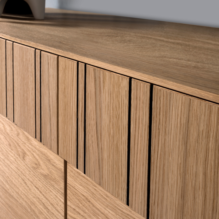 JOIN 47 Kommode aus honigfarbener Eiche, 190×99×40 cm | VESKOR