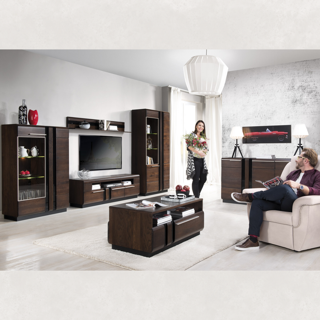 Eichenvitrine PORTI 10, 66x198x42 cm | VESKOR