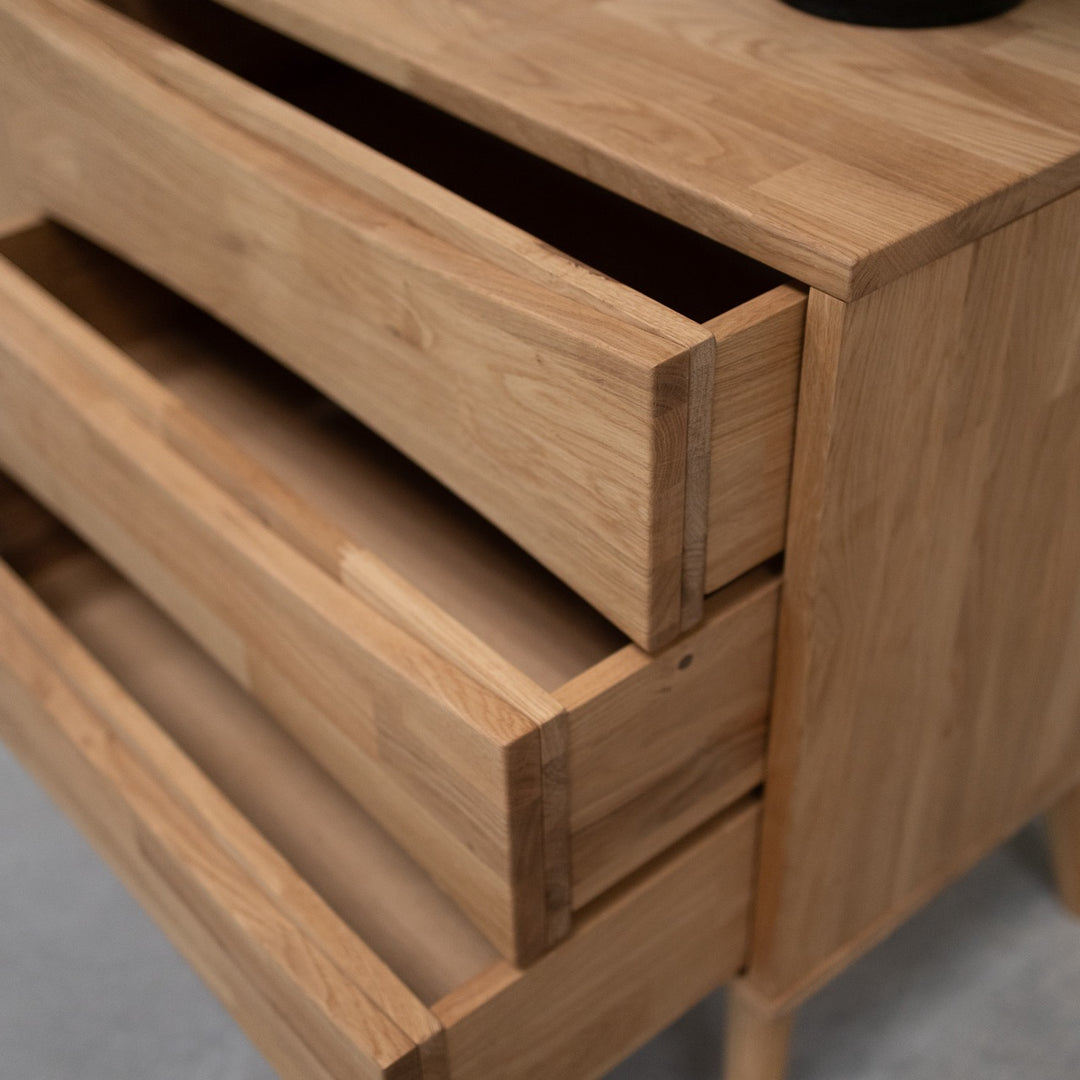 VESKOR Sideboard Eichenholz Kommode aus massiver, nachhaltiger Eiche