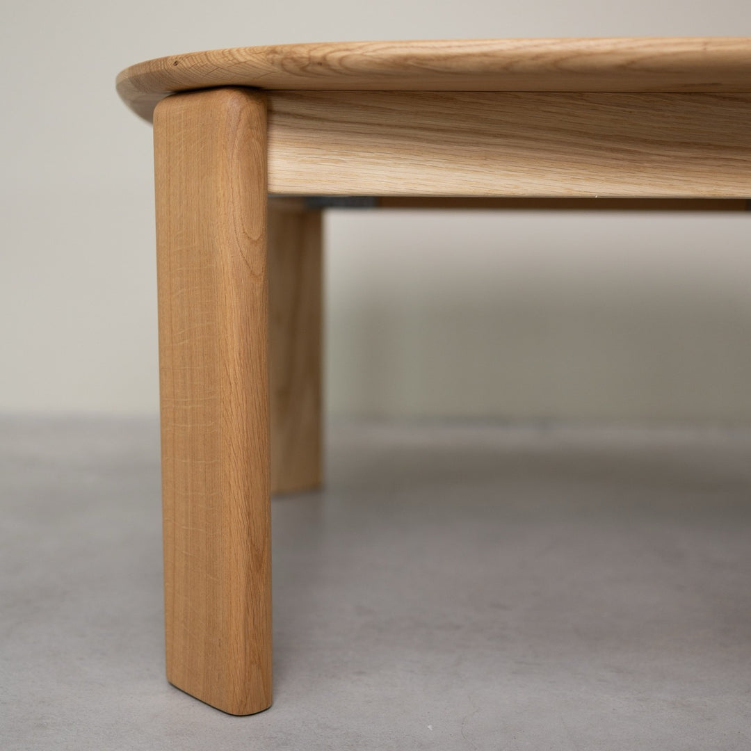 Mesa de centro de madera maciza roble Victoria | VESKOR