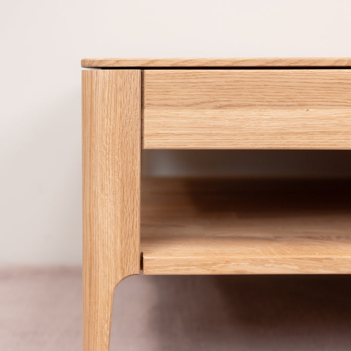 Couchtisch aus massiver Eiche Narvik, 120х60х40 cm. | VESKOR