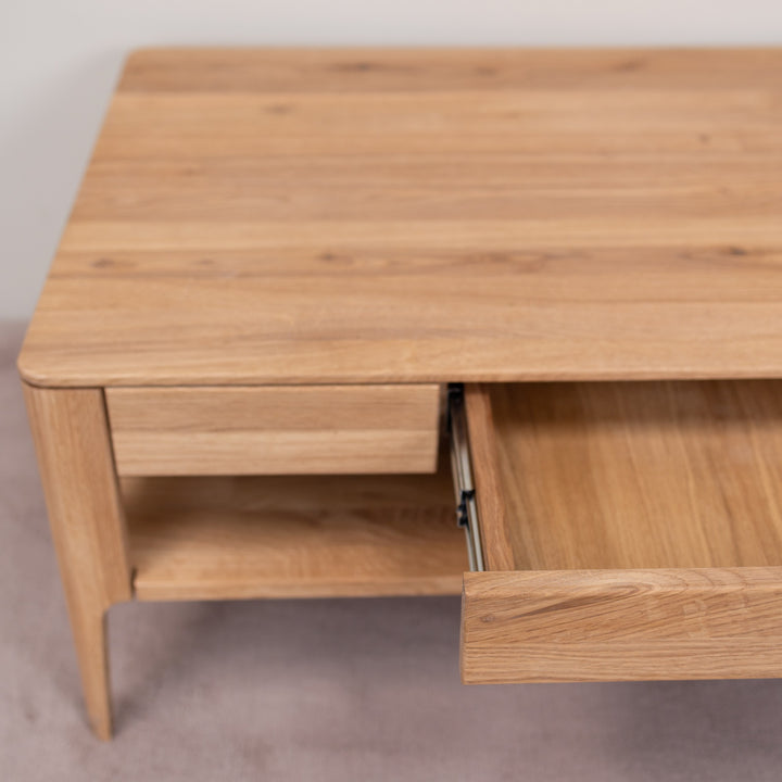 Couchtisch aus massiver Eiche Narvik, 120х60х40 cm. | VESKOR